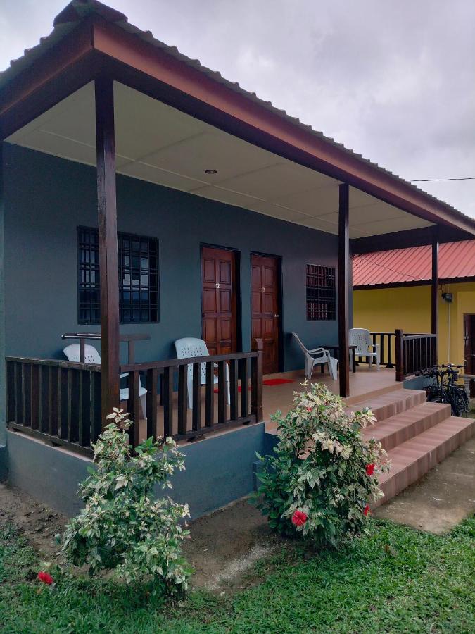 Restu Chalet Tioman Kampong Ayer Batang Εξωτερικό φωτογραφία